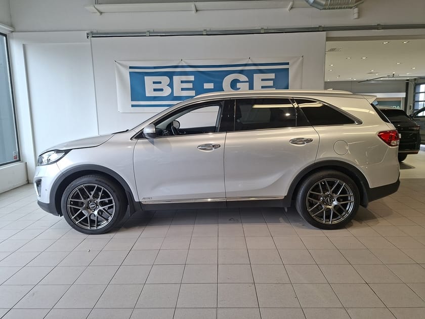 Bild 2 av Kia Sorento SORRENTO   2,2 CRDI AWD Automat 7-sits Drag Nav