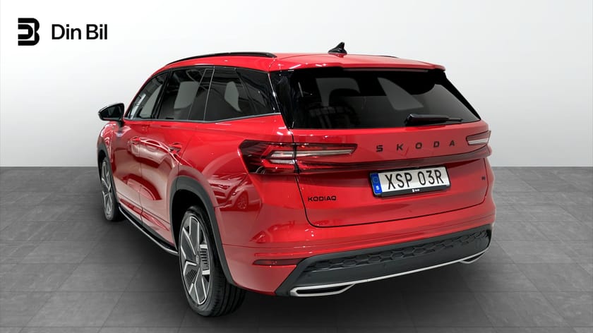 Bild 3 av Škoda Kodiaq iV Sportline TSI 204 DSG /Pano/HuD/Sidesteps