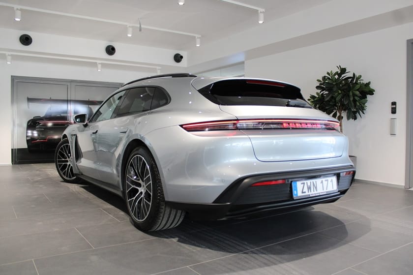 Bild 2 av Porsche Taycan Sport Turismo 
