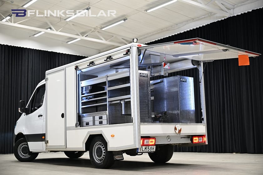 Bild 5 av Mercedes-Benz Sprinter 316 CDI Chassi 163HK Servicebil|Inredd|Solceller|Uppvärmt-skåp