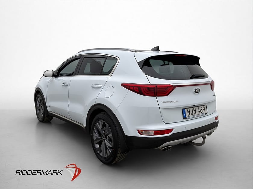 Bild 5 av Kia Sportage 2.0 CRDi AWD GT-Line Pano JBL Skinn Drag Skinn