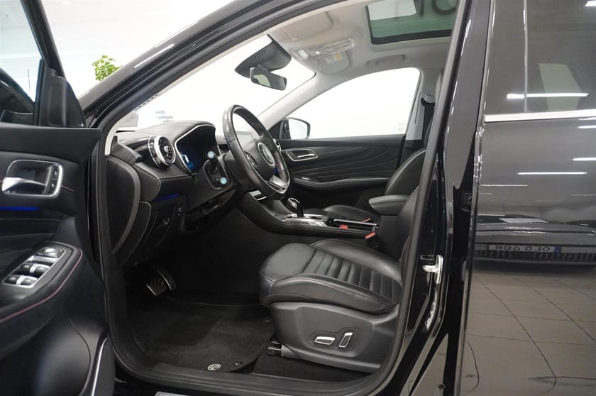 Bild 2 av MG EHS PHEV LHD Lux