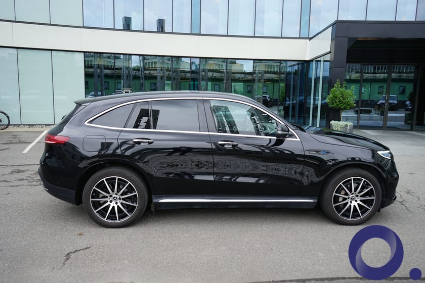 Bilde 4 av Mercedes-Benz EQC 400 4MATIC AMG Line - Premium plus - mye utstyr