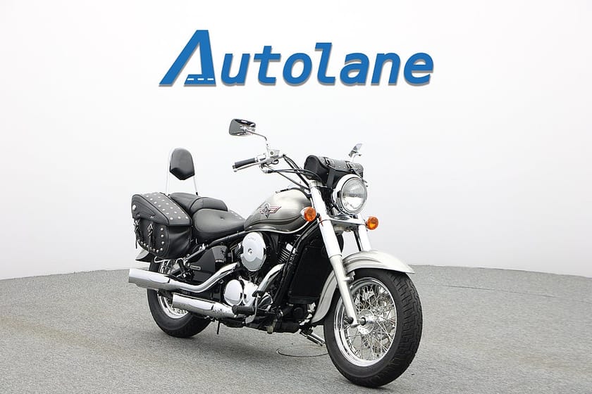 Bild 1 av Kawasaki Vulcan 800 *Nyservad, Sidoväskor, Sissybar *Sommarkampanj 4,99%