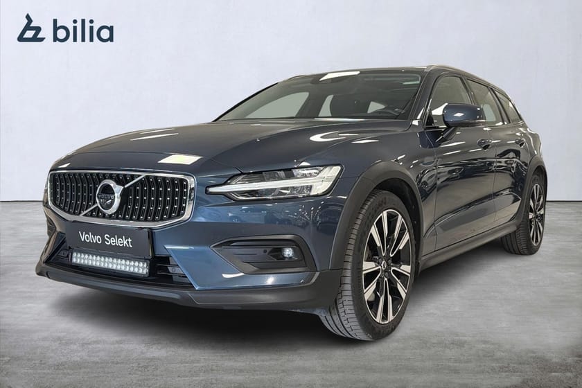 Bild 1 av Volvo V60 Cross Country D4 AWD Advanced SE II | Panorama | Ventilerad Nappa
