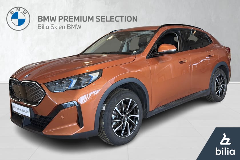 Bilde 1 av BMW iX2 xDrive30 Krok Headup 360kamera Comfacc NY Service