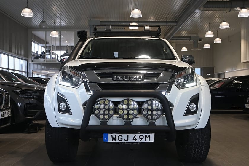 Bild 5 av Isuzu D-Max Crew Cab 1.9 4WD AT 35 ARTIC TRUCKS