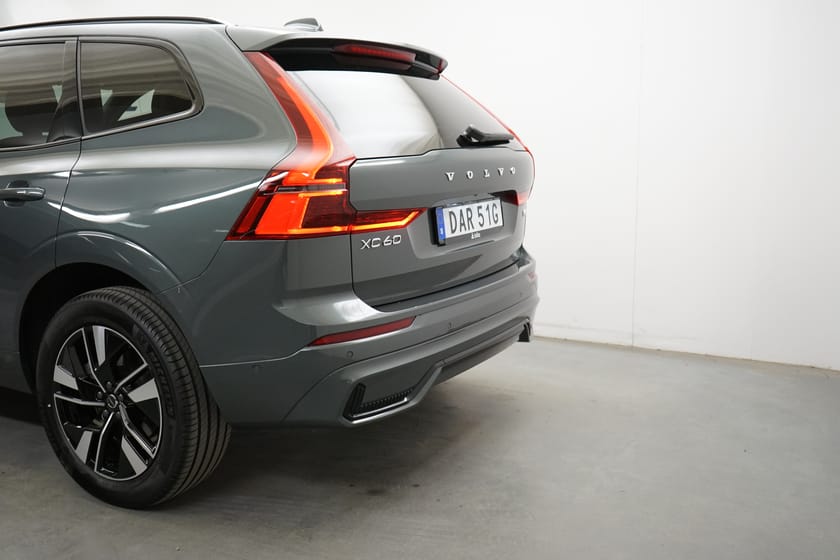 Bild 3 av Volvo XC60 T6 Plus Dark Nordic Edition, Navigation, Taklucka, HarmanKardon PremiumSound