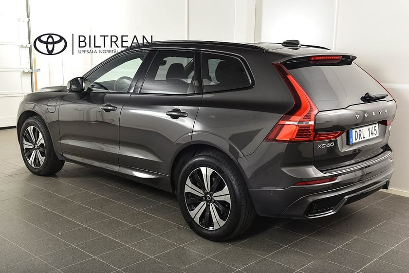 Bild 3 av Volvo XC60 Recharge T6 AWD Aut Plus Dark Drag Värmare 360° Pano