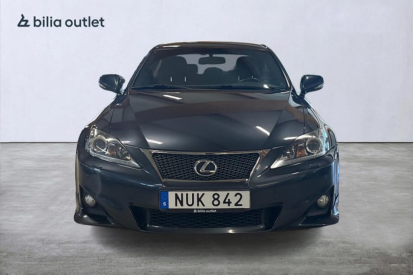 Bild 3 av Lexus IS 220d 2.2 F Sport / Elstolar / P-Sensor