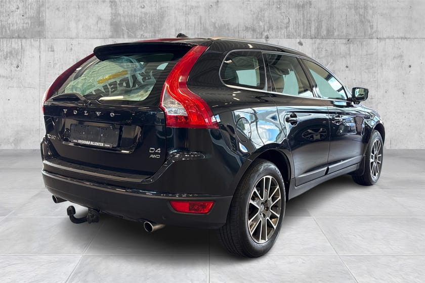 Bilde 5 av Volvo XC60 D4 Summum/Krok/ACC/Webasto/DS.Pk/Android skjerm/R.kam+