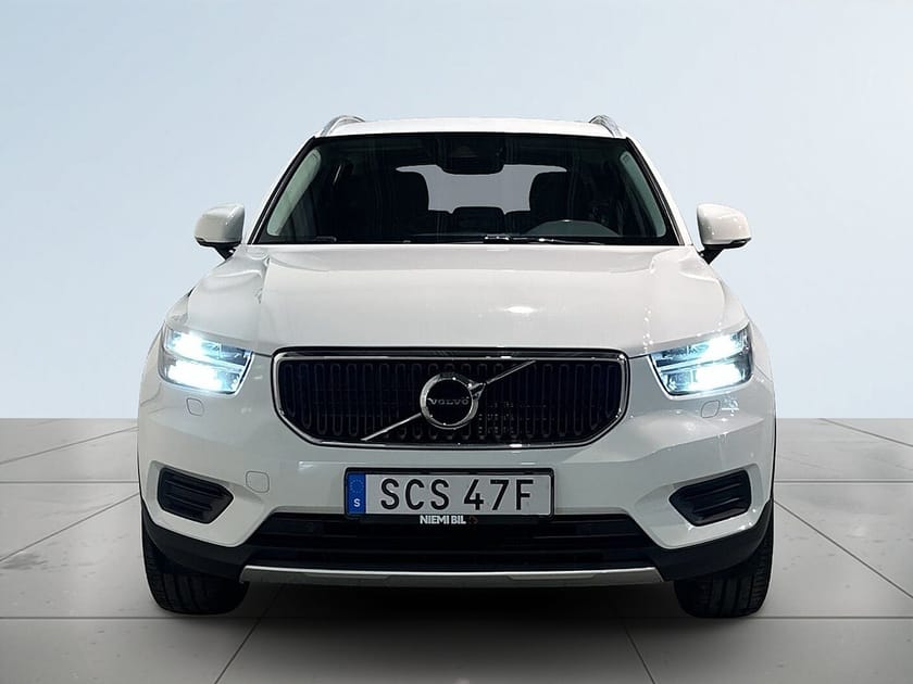 Bild 2 av Volvo XC40 T2 Momentum Adaptiv farthållare Pvärm SoV