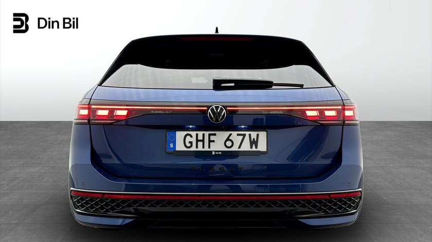 Bild 5 av Volkswagen Passat Sportscombi eTSI150 DSG R-Line Signature Drag/Värmare/Harman