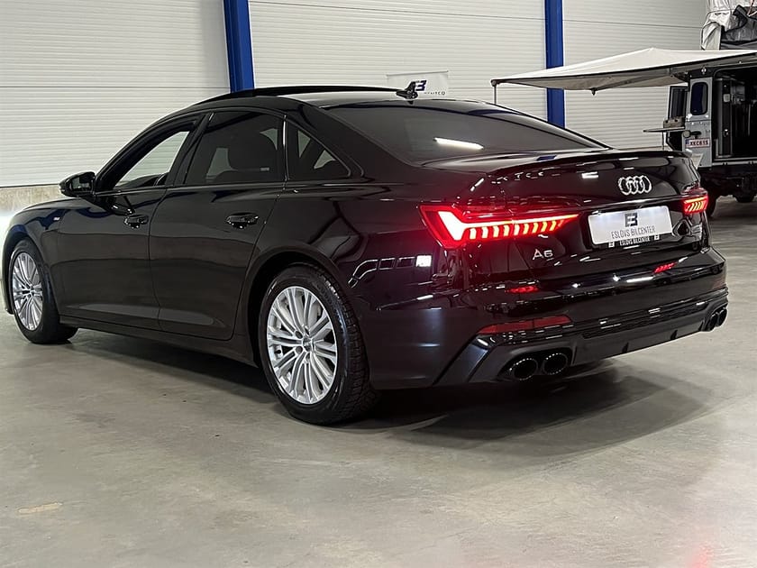 Bild 4 av Audi A6 Sedan 45 TFSI quattro 2.0 MHEV 245 HK / S line / Panorama / HUD