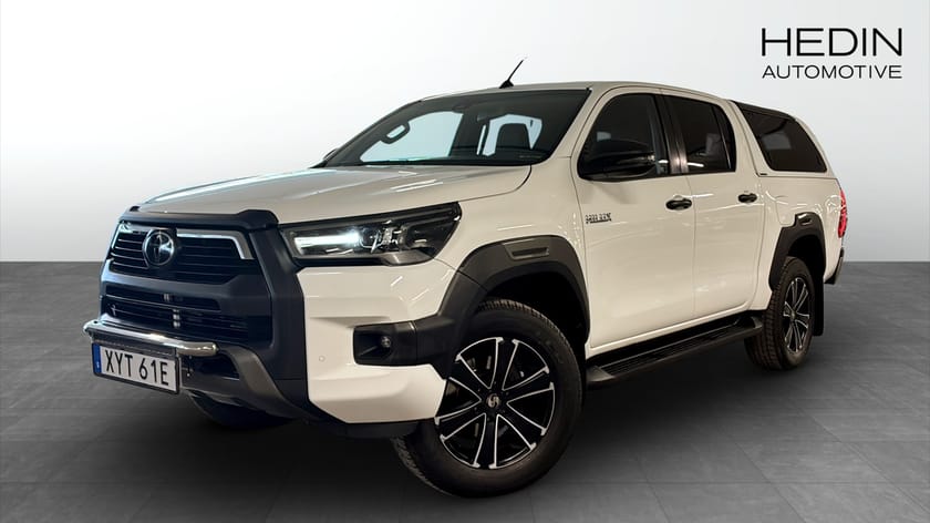 Bild 1 av Toyota Hilux Dubbelhytt Invincible 2.8 4WD M-Värmare Drag JBL 3,95%