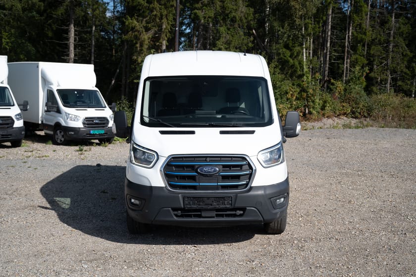 Bilde 3 av Ford E-Transit 350 BEV 269hk Auksjon! Les tekst!