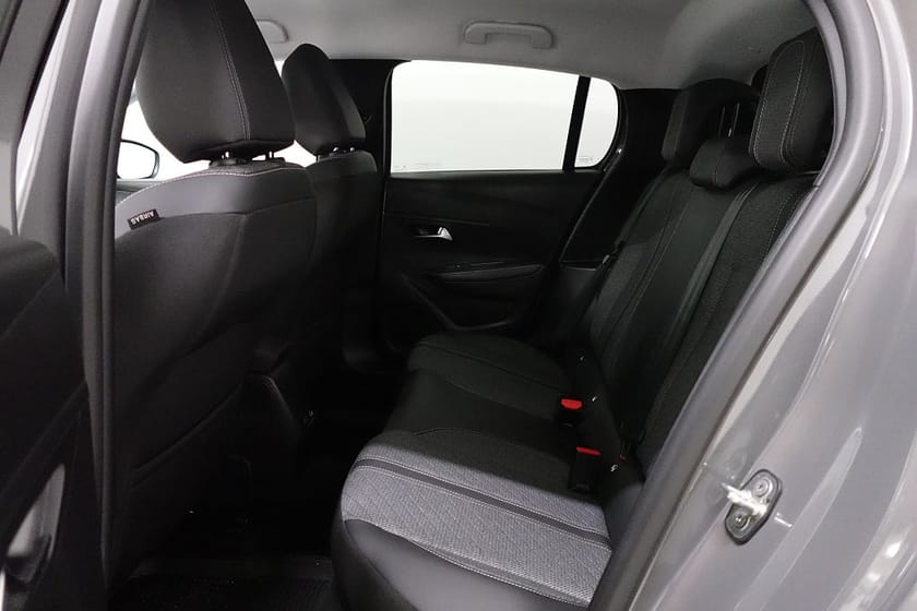 Bild 5 av Peugeot 208 HYBRID 100 e-DSC Allure Adap-F 360° LED Cockpit