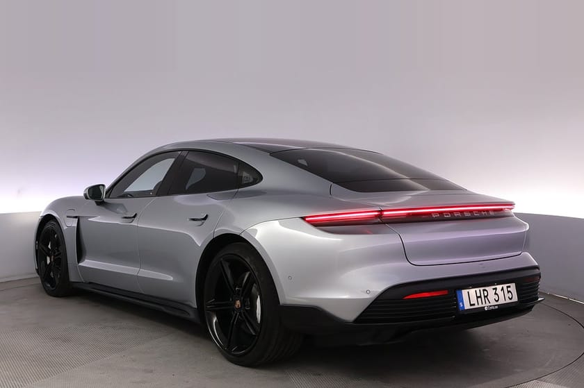Bild 4 av Porsche Taycan 4S Direct Drive Sport Chrono Pano Elstol Bose