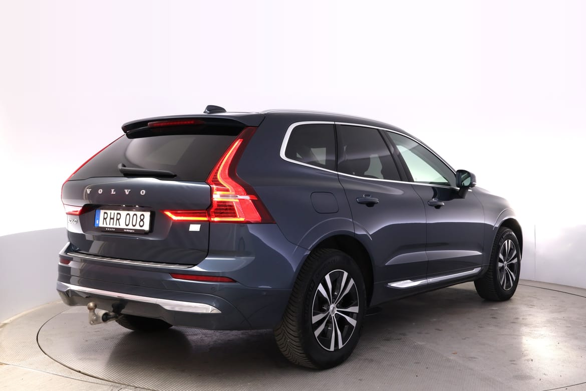 Volvo XC60 2023 - miniatyr 4