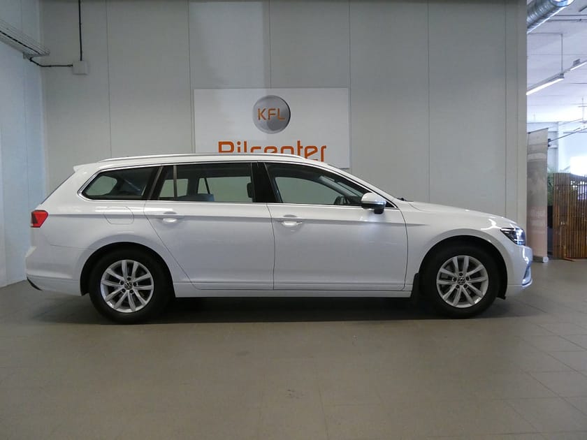Bild 5 av Volkswagen Passat Sportscombi 1.5 TSI Aut-Drag-Kamera-CockPit-Värmare-CarPlay-SoV