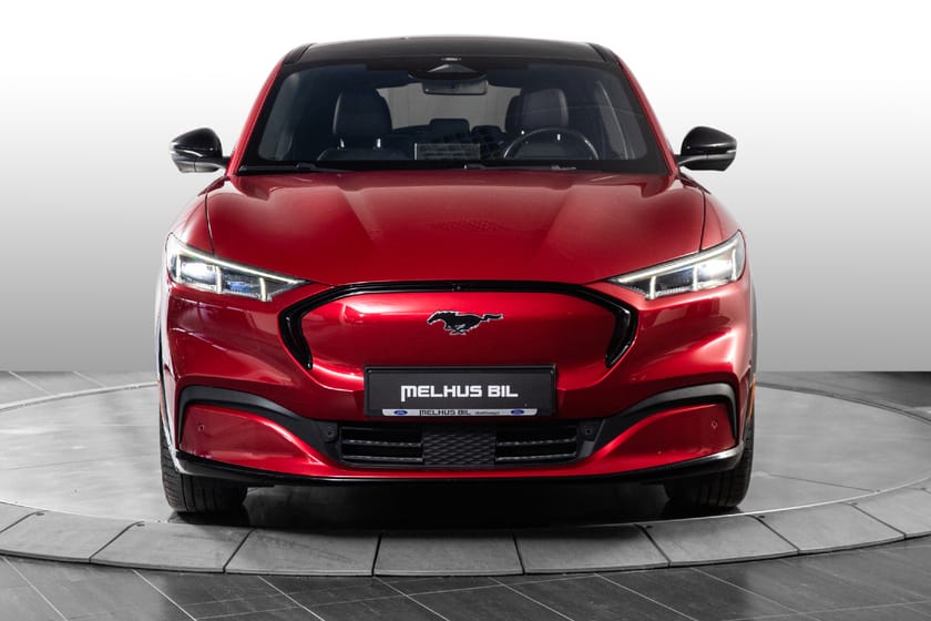 Bilde 2 av Ford Mustang Mach-E Standard Range AWD Tekno+ - 3 099,- kr/mnd
