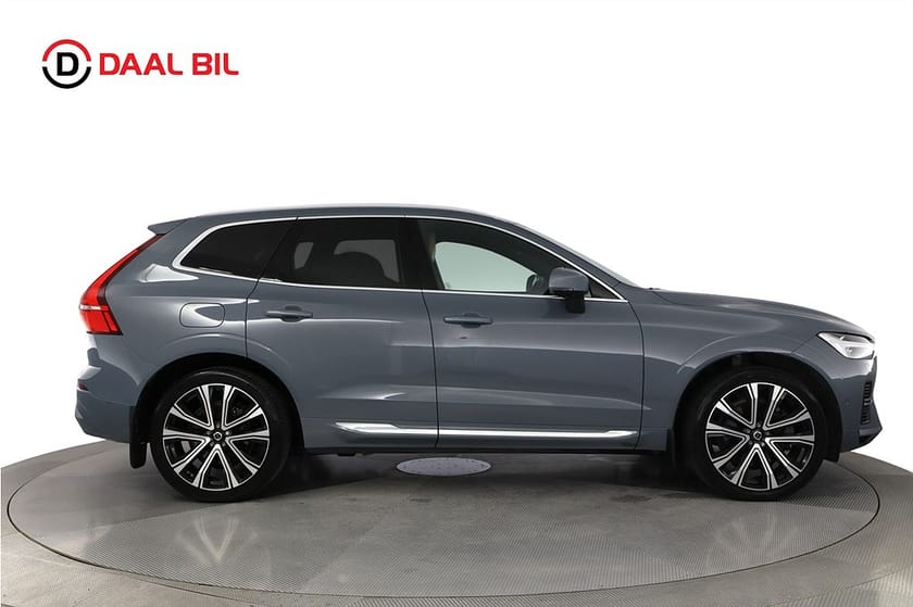 Bild 5 av Volvo XC60 RECHARGE T6 AWD 18,8kWh 350HK PLUS BRIGHT H/K® PANO 360