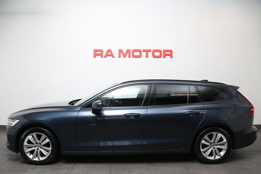 Bild 3 av Volvo V60 D3 150hk Momentum Edition Aut Navi VOC Drag