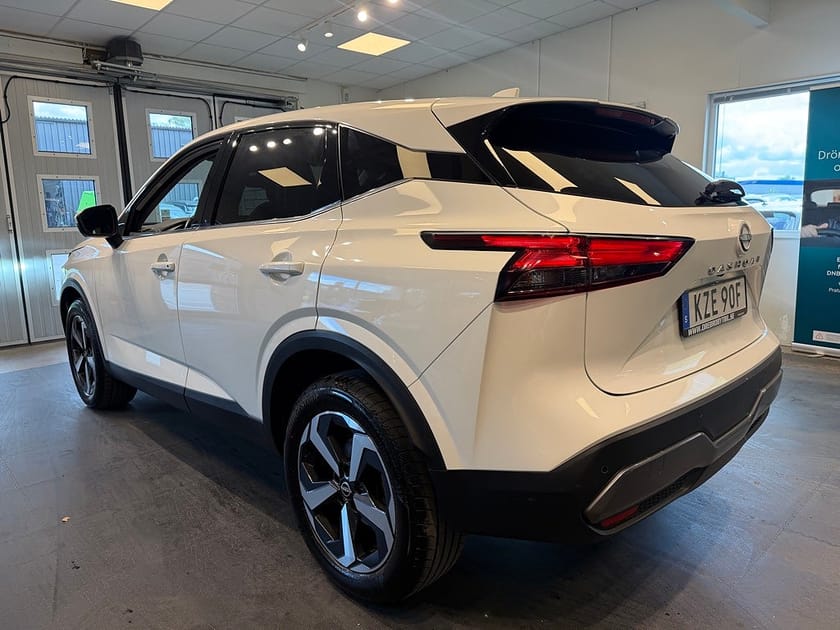 Bild 3 av Nissan Qashqai 1.3 DIG-T XTRONIC-CVT 360 kamera Stora Skärmar Gps MOMS