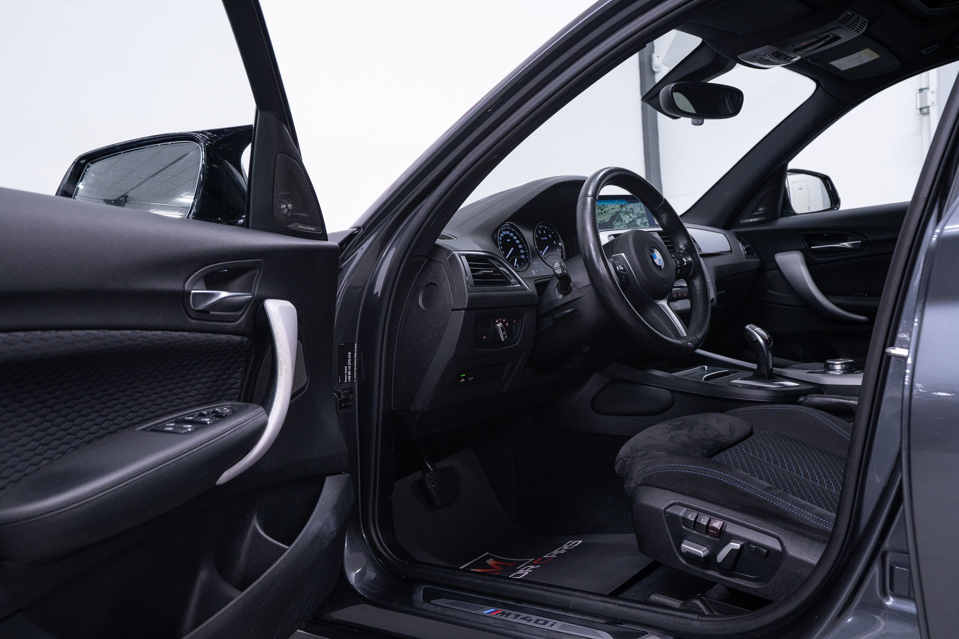 BMW M140i 2018, kuva 7/10