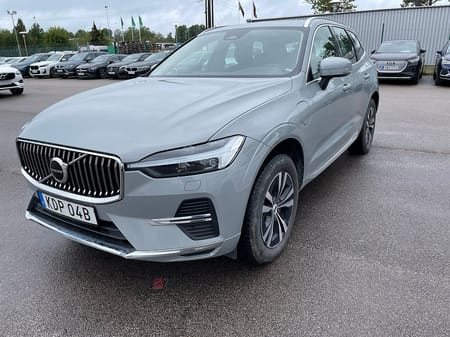 Volvo XC60 T6 Recharge Core Bright plug in AWD 350HK 4x4 Panorama