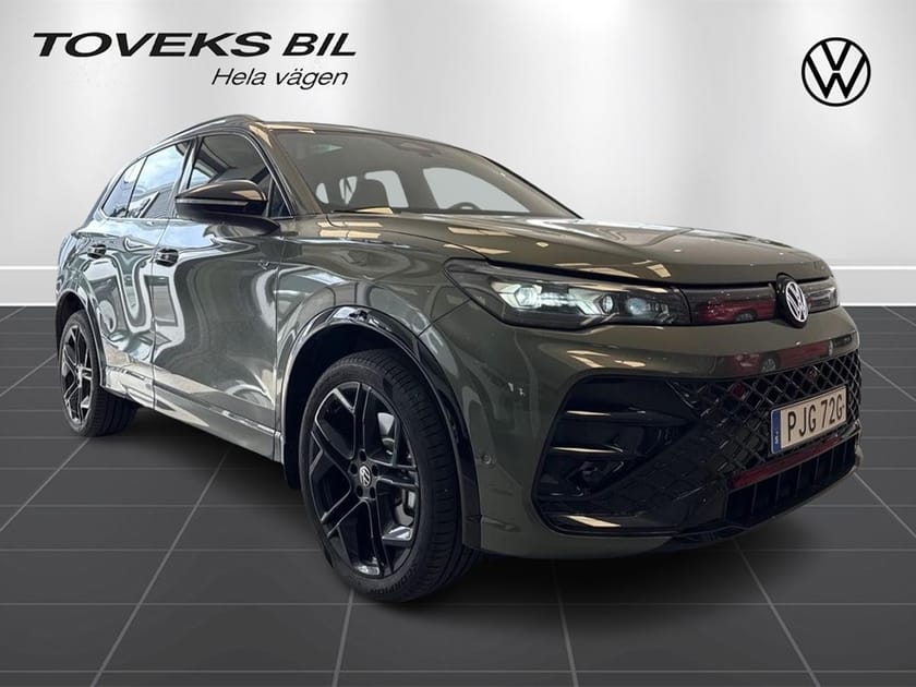 Bild 3 av Volkswagen Tiguan eHybrid R-Line SWE 1.5 272hk|Harman Kardon|Panoram