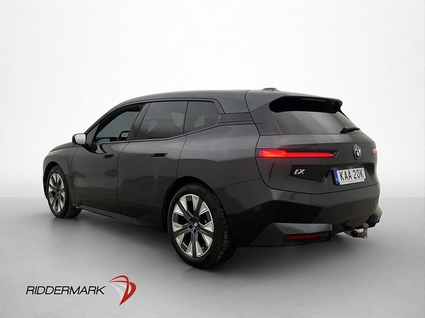 Bild 5 av BMW iX xDrive40 326hk Sport H/K Head Up Drag Kamera Skinn