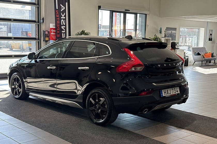Bild 5 av Volvo V40 Cross Country T4 AWD Automat 190 hk/Ocean Race/Panorama/Harman-Kardon