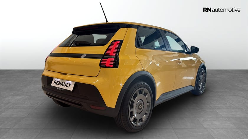 Bild 5 av Renault 5 E-Tech Evolution | Värmepump | 40KWh |  P-sensorer |