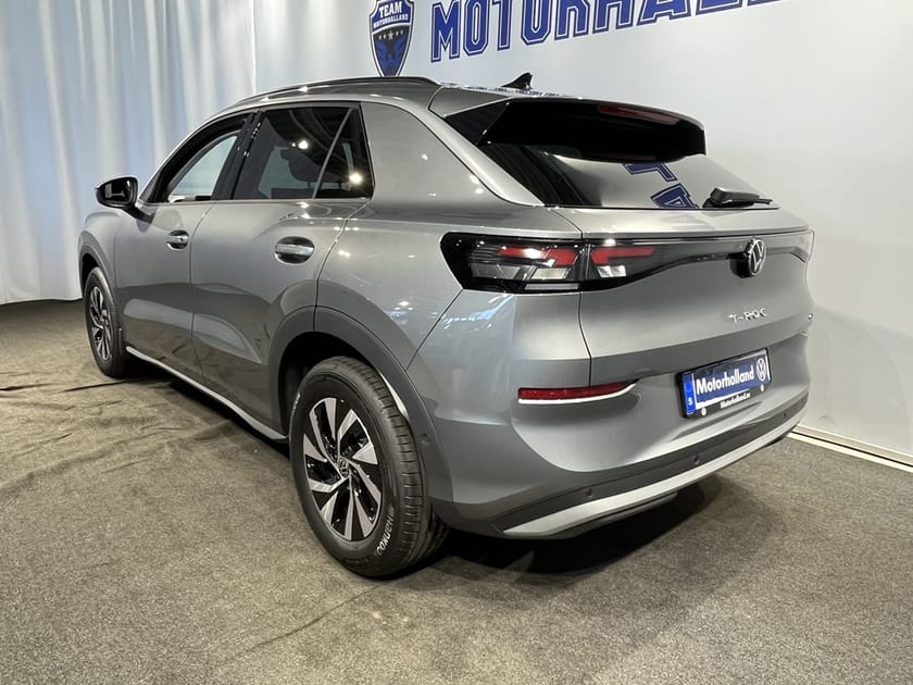 Bild 5 av Volkswagen T-Roc Life / Drag / Kamera