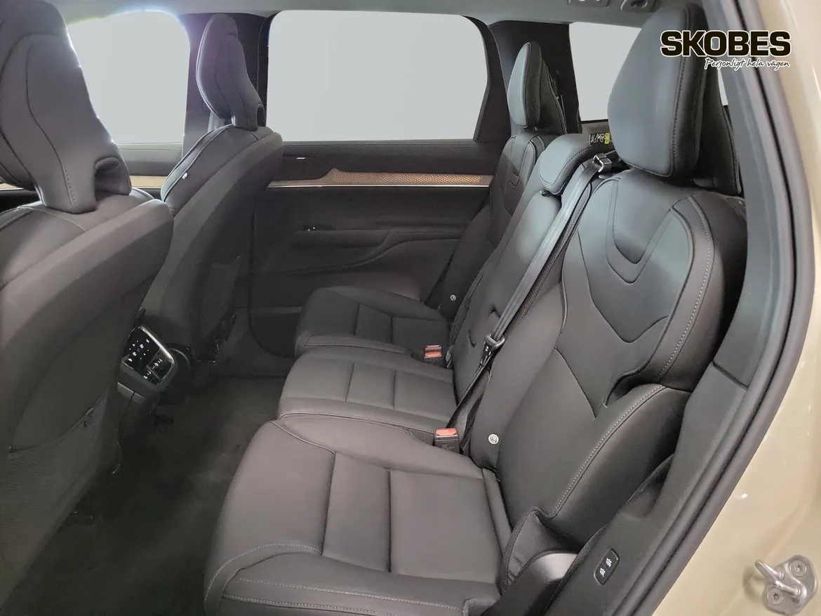 Volvo EX90