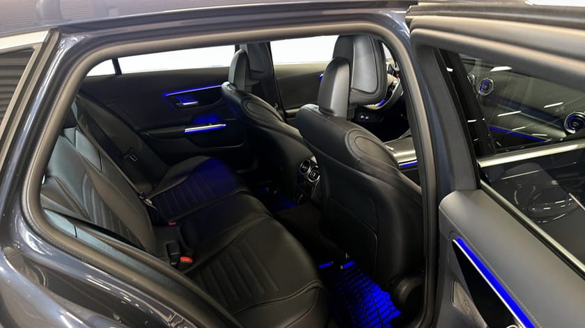 Bild 5 av Mercedes-Benz C 300 T e C300 Kombi AMG Line Drag Adaptiv Värmare