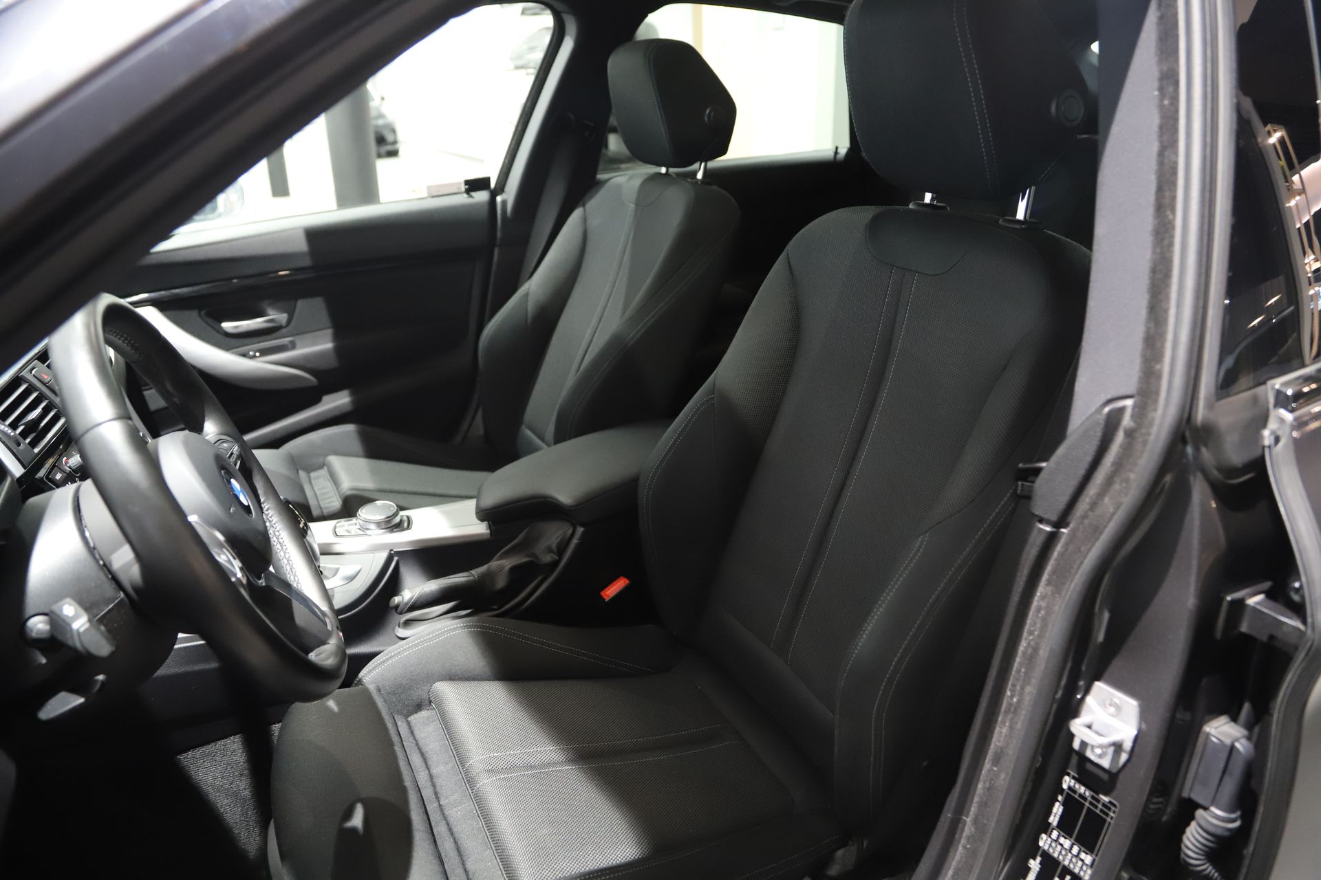BMW 320 d GT 2020, bild 6/10