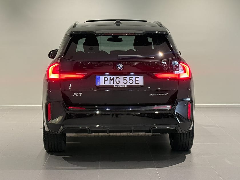 Bild 4 av BMW X1 xDrive25e M Sport SÅLD Head-up Pano H/K Comfort Access