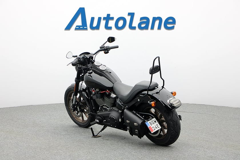 Bild 3 av Harley-Davidson Low Rider S *Vance&Hines, Screamin´Eagle, Nya Däck