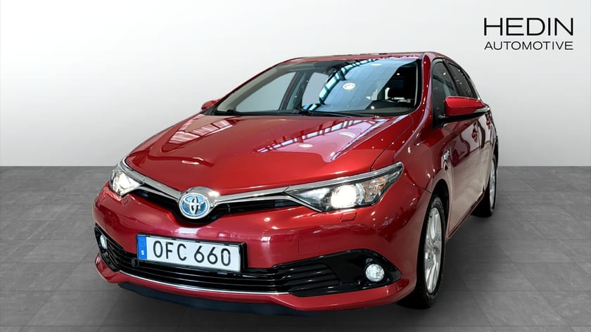 Bild 1 av Toyota Auris Hybrid Active e-CVT 136hk | Dragkrok | Värmare