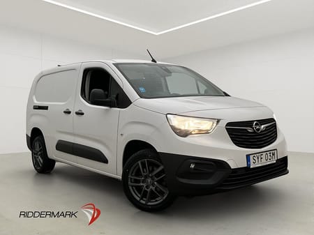 Opel Combo Cargo XL 131hk Värmare Dragkrok B-Kamera CARPLAY Moms