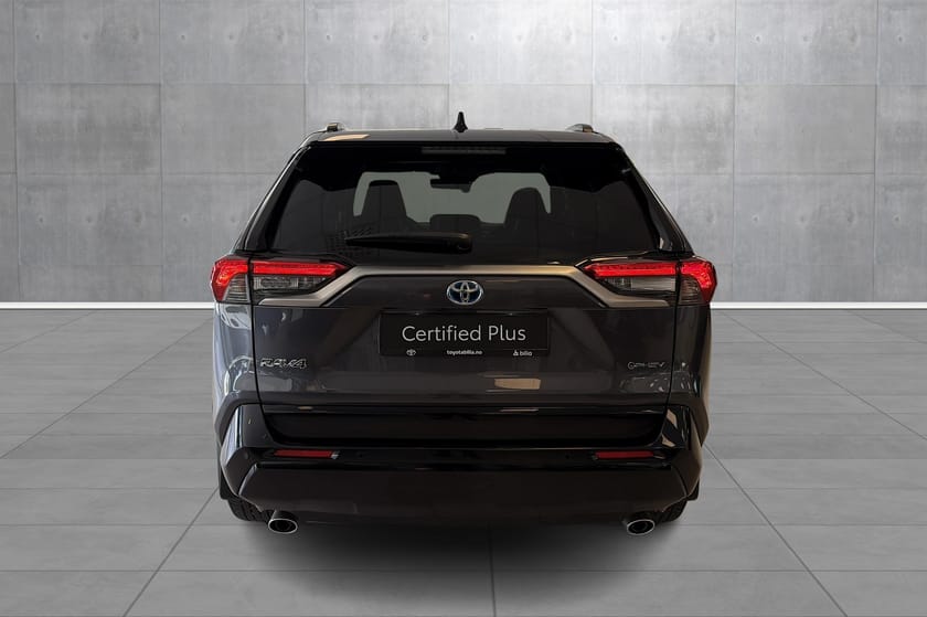 Bilde 4 av Toyota RAV4 Plug-in Hybrid TOPPMODELL/SKINN/LAKKFORSEGLING/H-FESTE