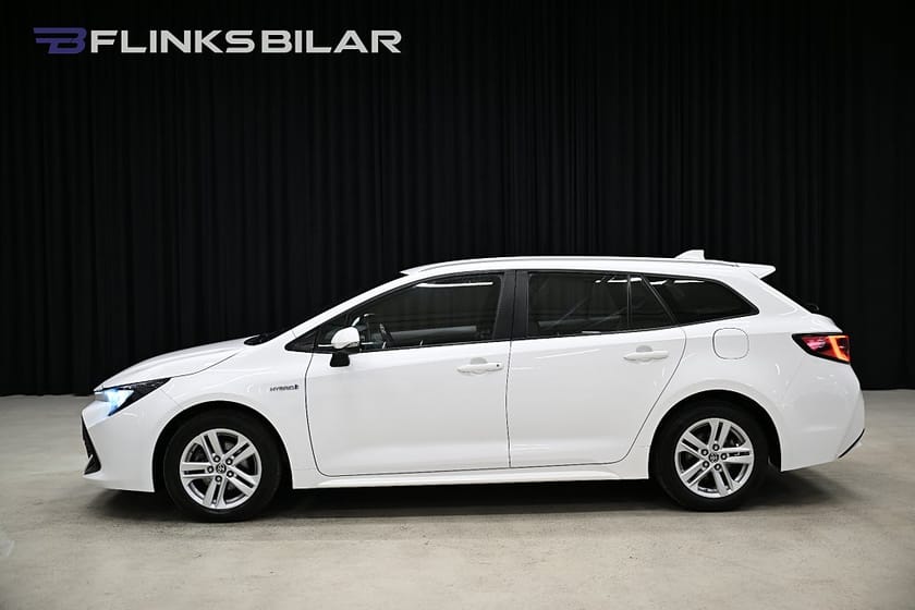 Bild 3 av Toyota Corolla Touring Sports Hybrid 122HK Active|Backkamera|LED|Moms