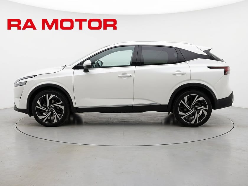 Bild 4 av Nissan Qashqai 1.3 DIG-T XTRONIC-CVT Tekna Plus Pano 360° Navi Bose