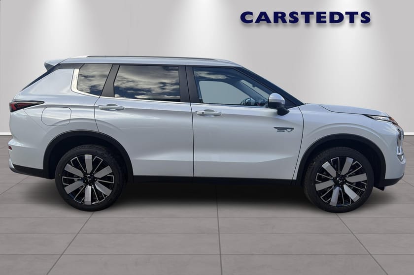 Bild 2 av Mitsubishi Outlander PHEV 4WD Intense *VINTERHJULSKAMPANJ*