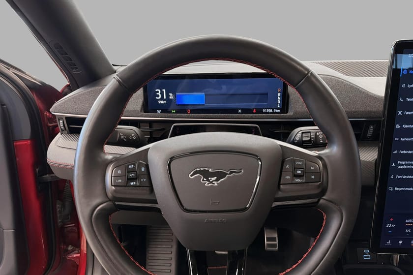 Bilde 4 av Ford Mustang Mach-E Long Range AWD LR / Pano / Teknopakke / Skiluke / Krok