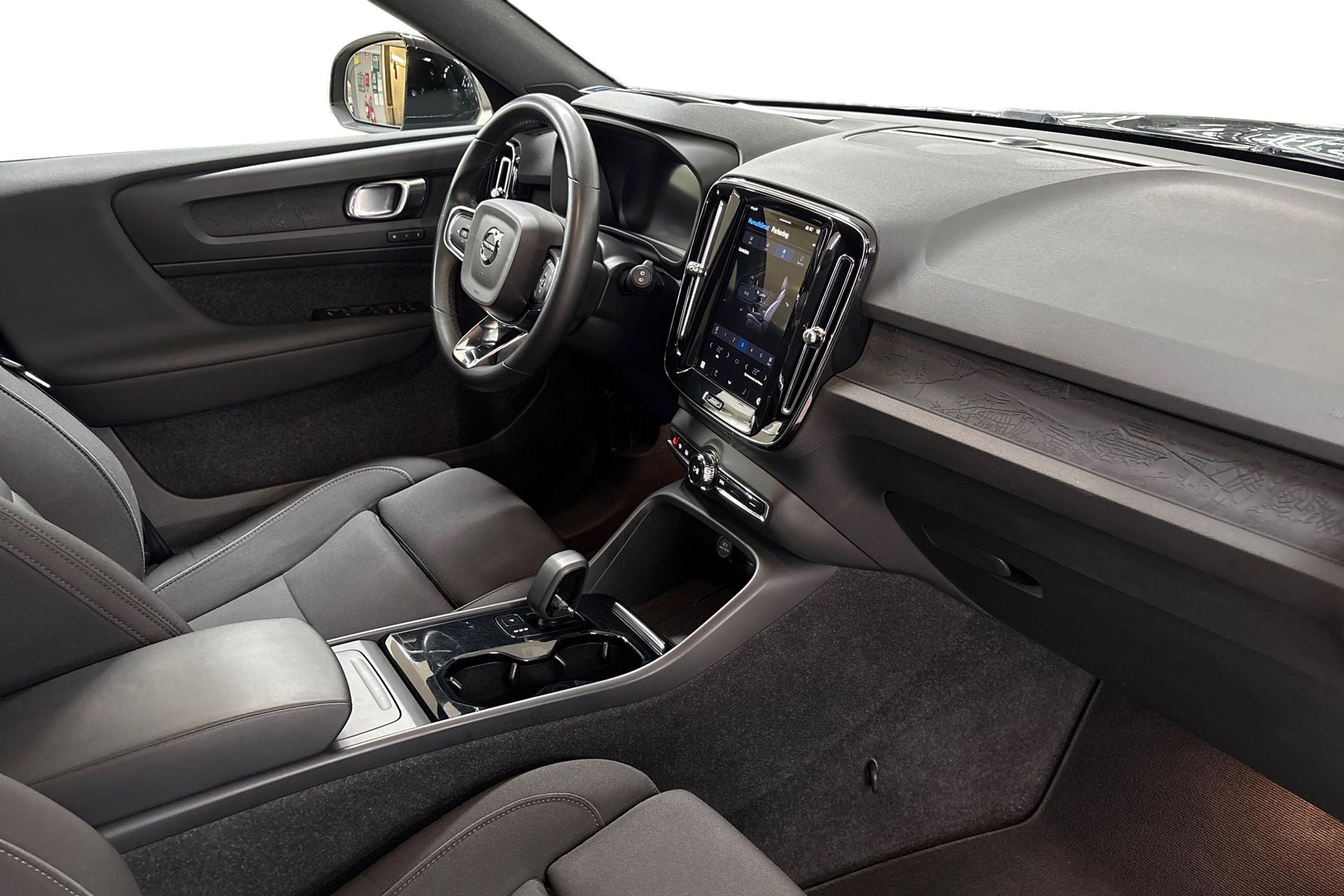 Volvo XC40 Recharge Plus Edition 2023, bild 7/10
