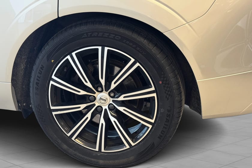 Bilde 4 av Volvo XC60 360kam/HeadUp/Krok 2.400kg!