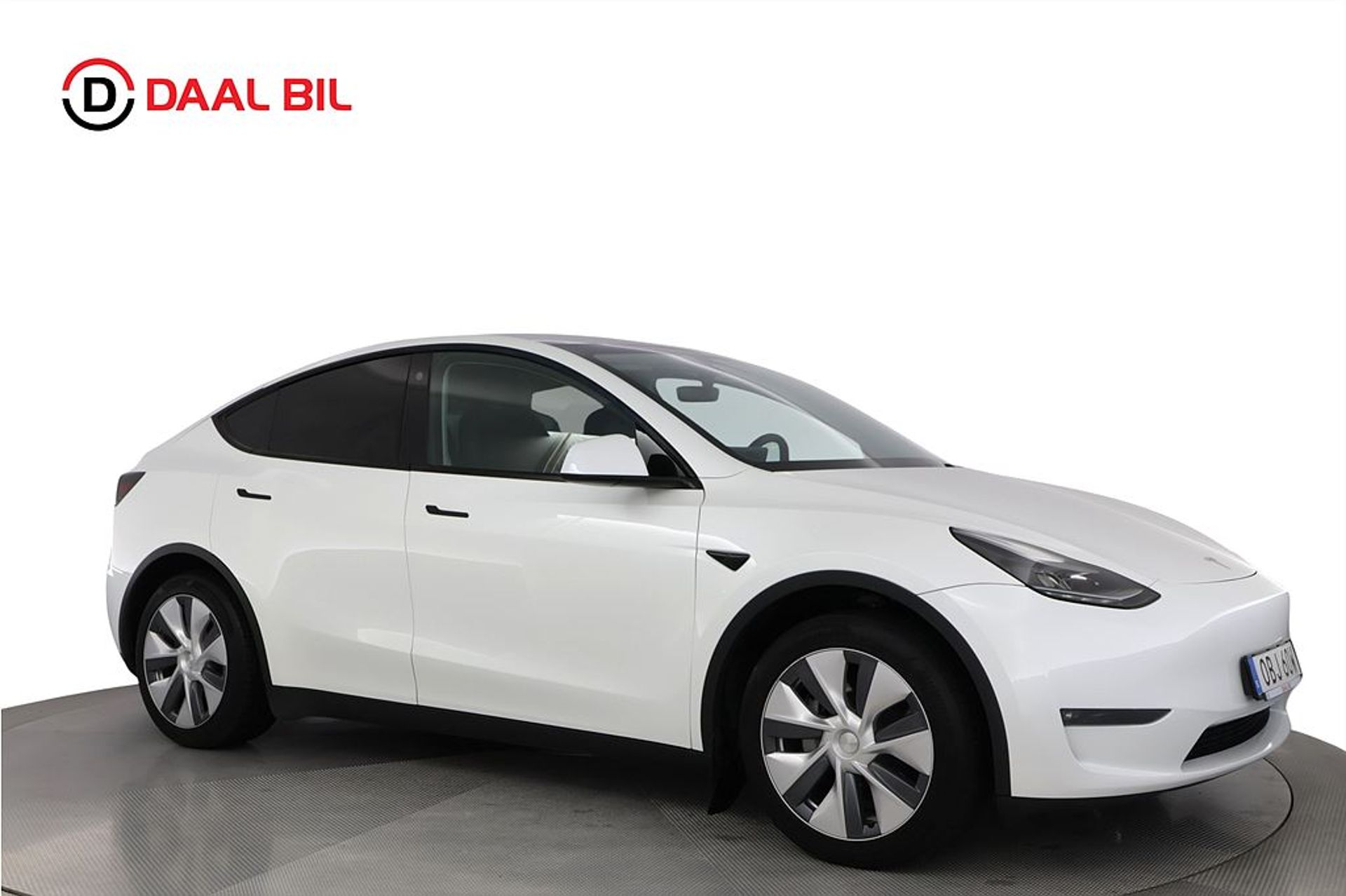 Tesla Model Y 2023, photo 4/10